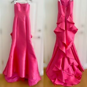 Sherri Hill NWOT Fuchsia sz 6 prom/pageant